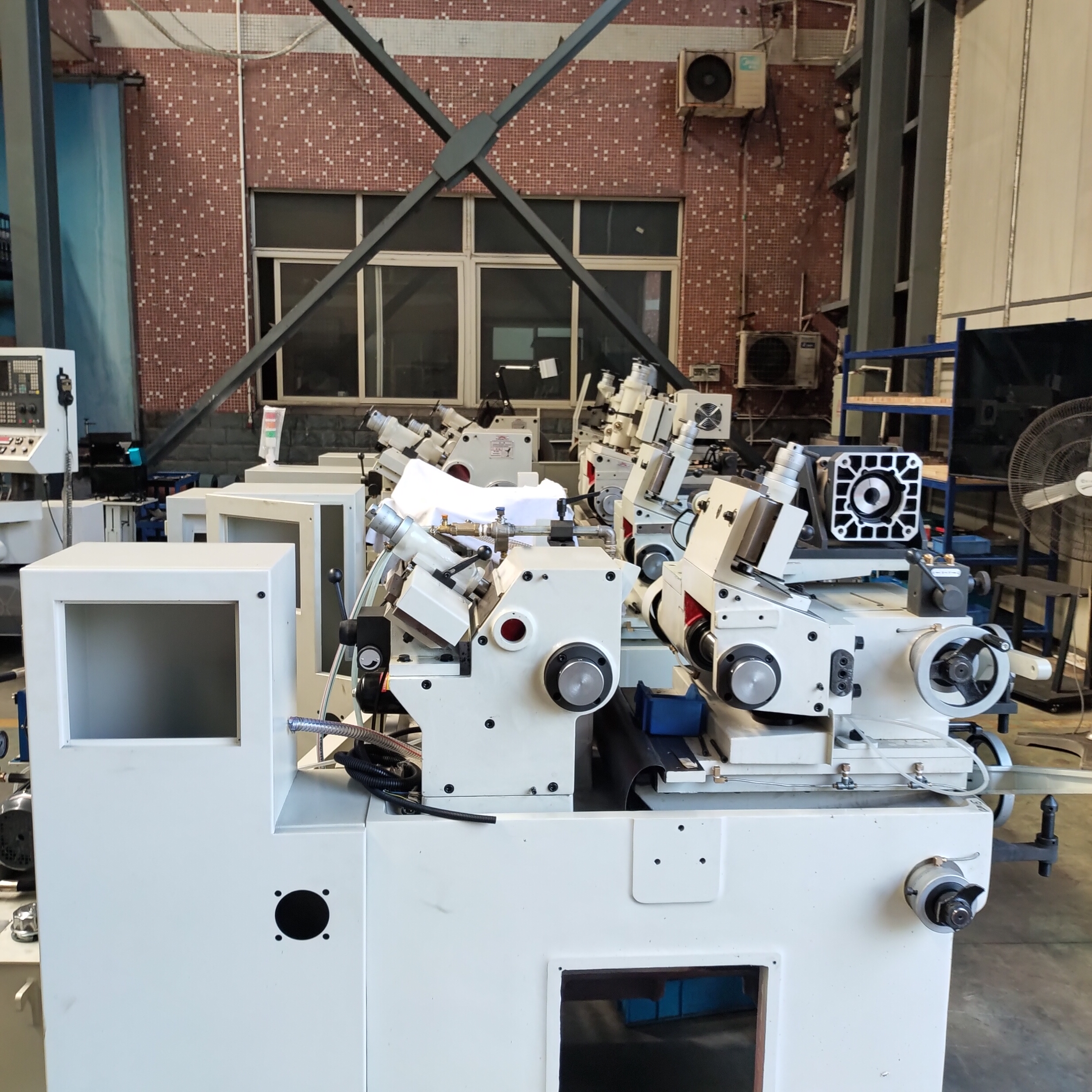 GY305-150 Manual Centerless Grinding Machine